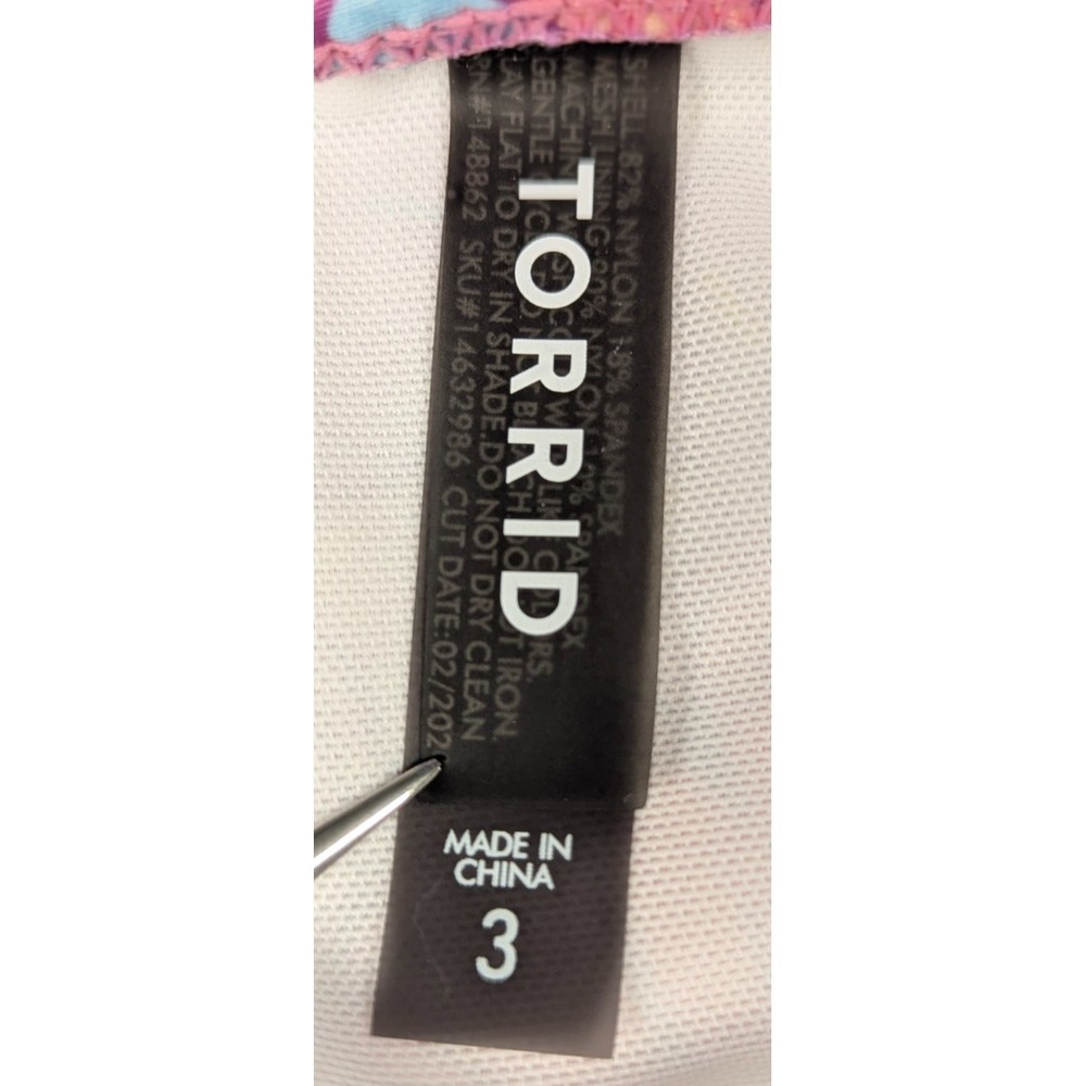 Torrid Women's Wireless High Neck Lattice Bikini Top Pink Ice Cream Cone Size 6 - Picture 3 of 11